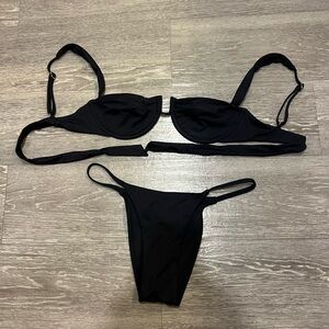Monday Swimwear Cala Roja Top Barbados Bottom Black